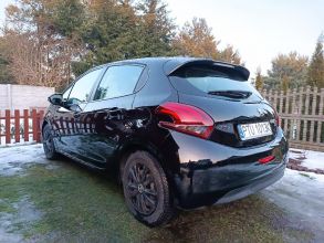 Peugeot 208 2016r. 1,6 Blue-HDi 100km