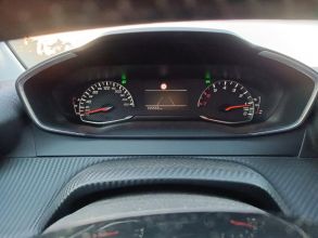 sprzedam peugeot 208 1.6 hdi 102km