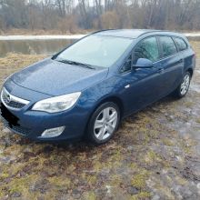 Opel Astra////2011//// benzyna