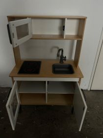 Nartosanki rowerki hulajnogi deskorolki kuchnię...