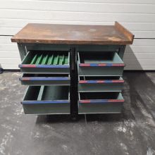 Sprzedam stół garażowy warsztatowy