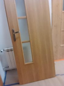 Sprzedam dwie pary prawych drzwi