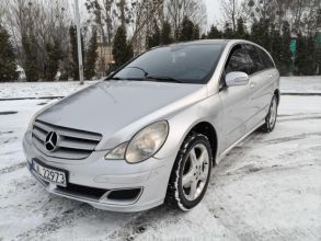Mercedes r-klasa 6-osobowa sprawna 4-matic okazja