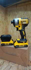 Zakrętarka dewalt