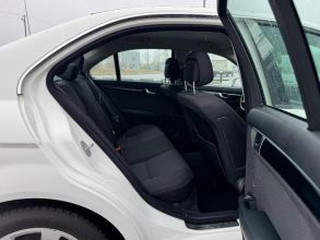 Mercedes C SALON POLSKA Klimatronik Nawigacja Xenon Ledy