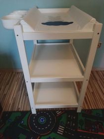 Sprzedam przewijak ikea wraz z pojemnikami.