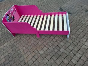 Sprzedam łóżeczko