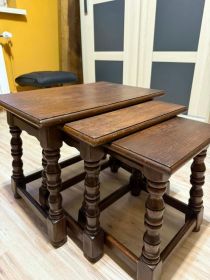 Stoliki Dębowe (trojaczki)