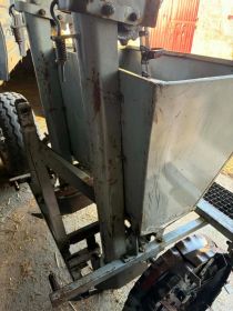 Sadzarka polska kubełkowa