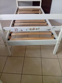 Łóżka młodzieżowe 2szt. Możliwość łączenia.