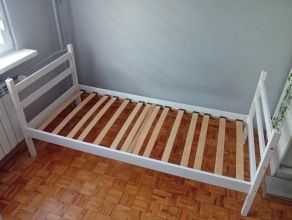 Łóżka młodzieżowe 2szt. Możliwość łączenia.