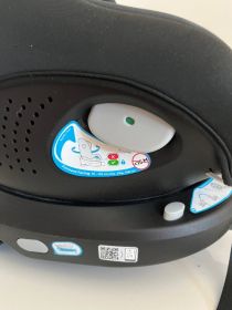 Sprzedam fotelik obrotowy z isofix