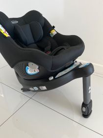 Sprzedam fotelik obrotowy z isofix