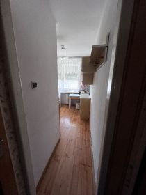 Sprzedam mieszkanie 34 m² – 2 pokoje, I piętro,...