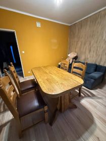 Stół dębowy + 4 krzesła