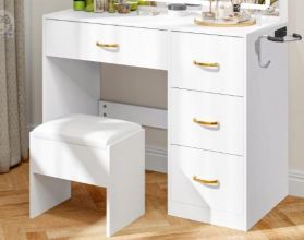 Toaletka xe stołkiem