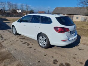 Opel Astra J 1,6 cdti 136KM. KLIMATRONIK 2xPDC