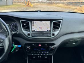 Hyundai Tucson 1.6 BENZYNA Klimatronik Tempomat Ledy...