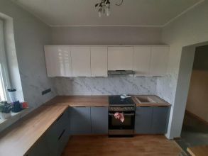 Skręcanie I montaż Mebli. Montaż Paneli podłogowych