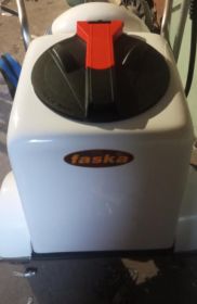 Bielenie.wapnowanie budynków gospodarczych