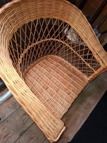 Sprzedam fotele wiklinowe