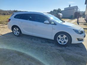 Opel Astra J 1,6 cdti 136KM. KLIMATRONIK 2xPDC